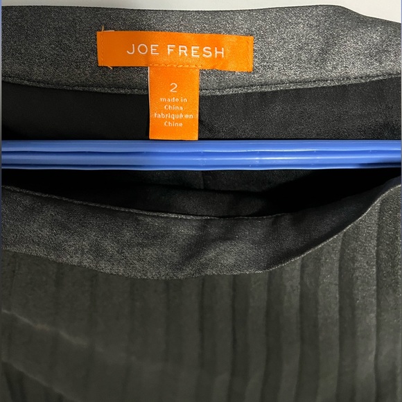 Joe fresh crinkle dress size 2 - Picture 2 of 2